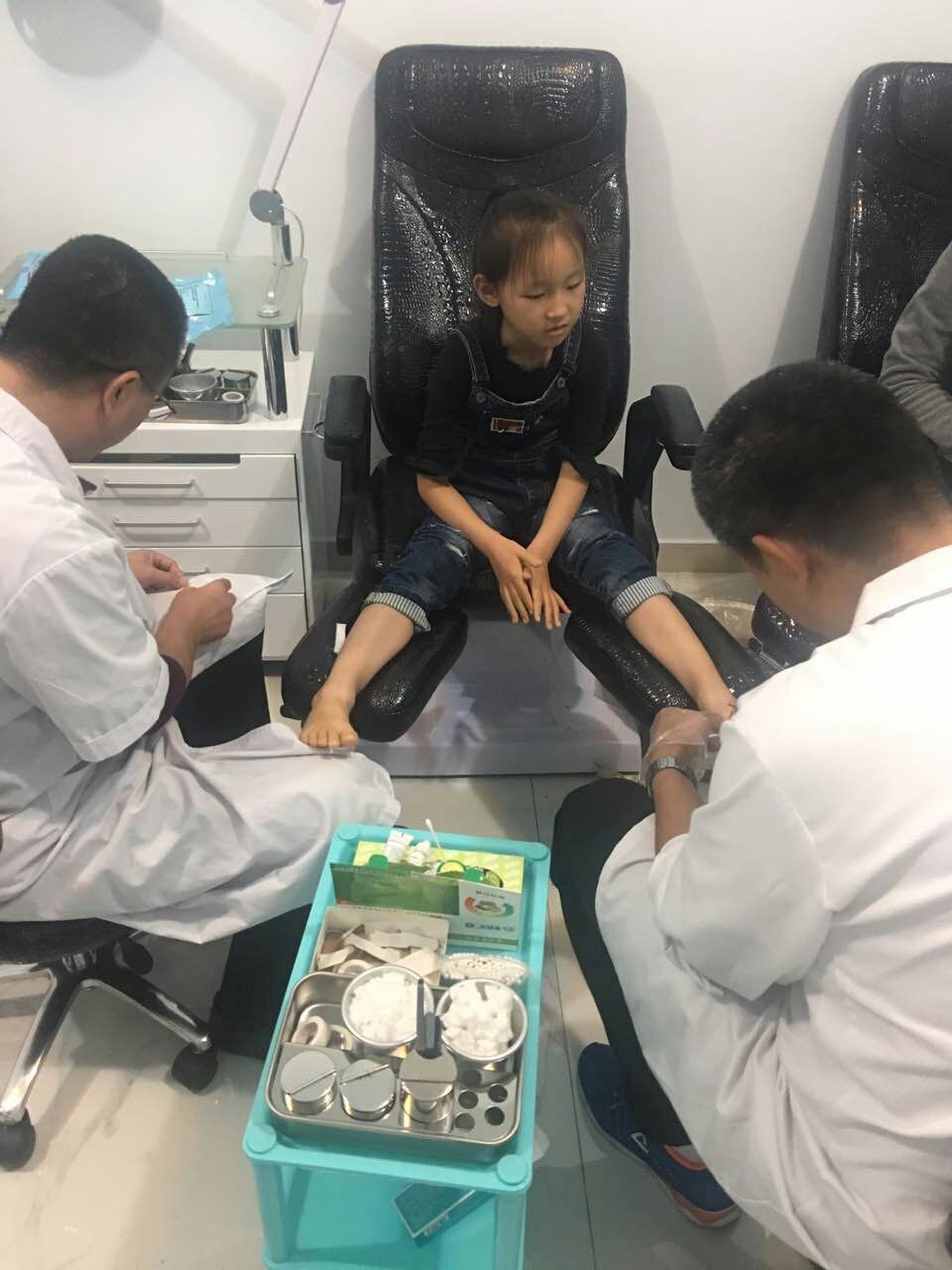 携手馨靓甲手足健康加盟店共创财富