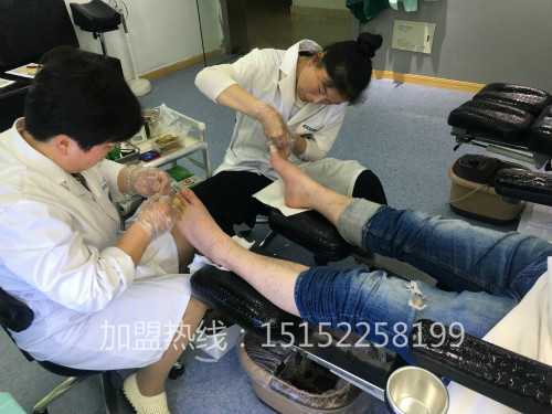 足浴产品加盟后，如何解决门店装修问题