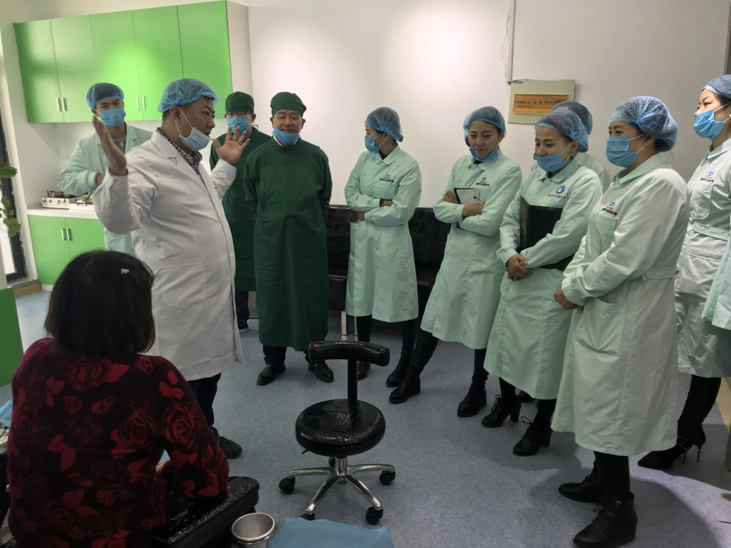 灰指甲加盟店不想生意惨淡，选址最为关键