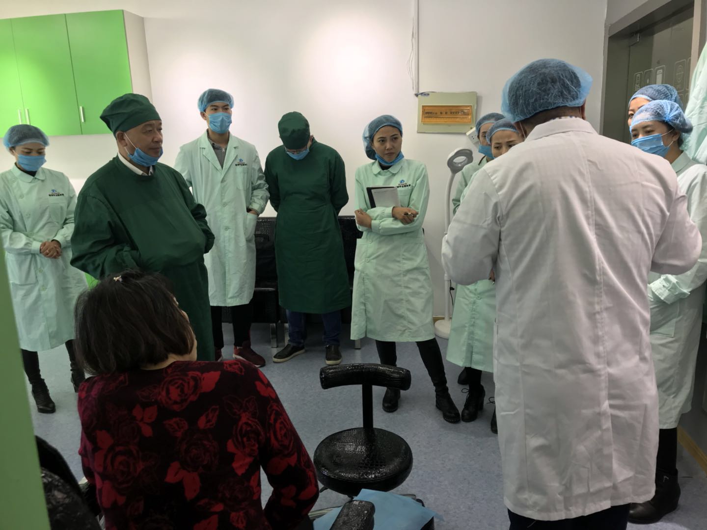 影响灰指甲店加盟成本的因素有哪些